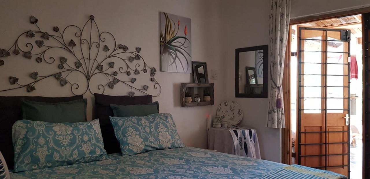 A Farm Stay - Casablanca'S Private Cottage,No Loadshedding! Hazyview Esterno foto